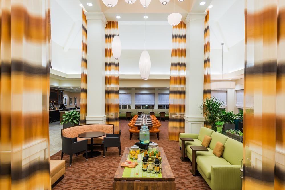 Hilton Garden Inn Mobile Downtown Exterior photo